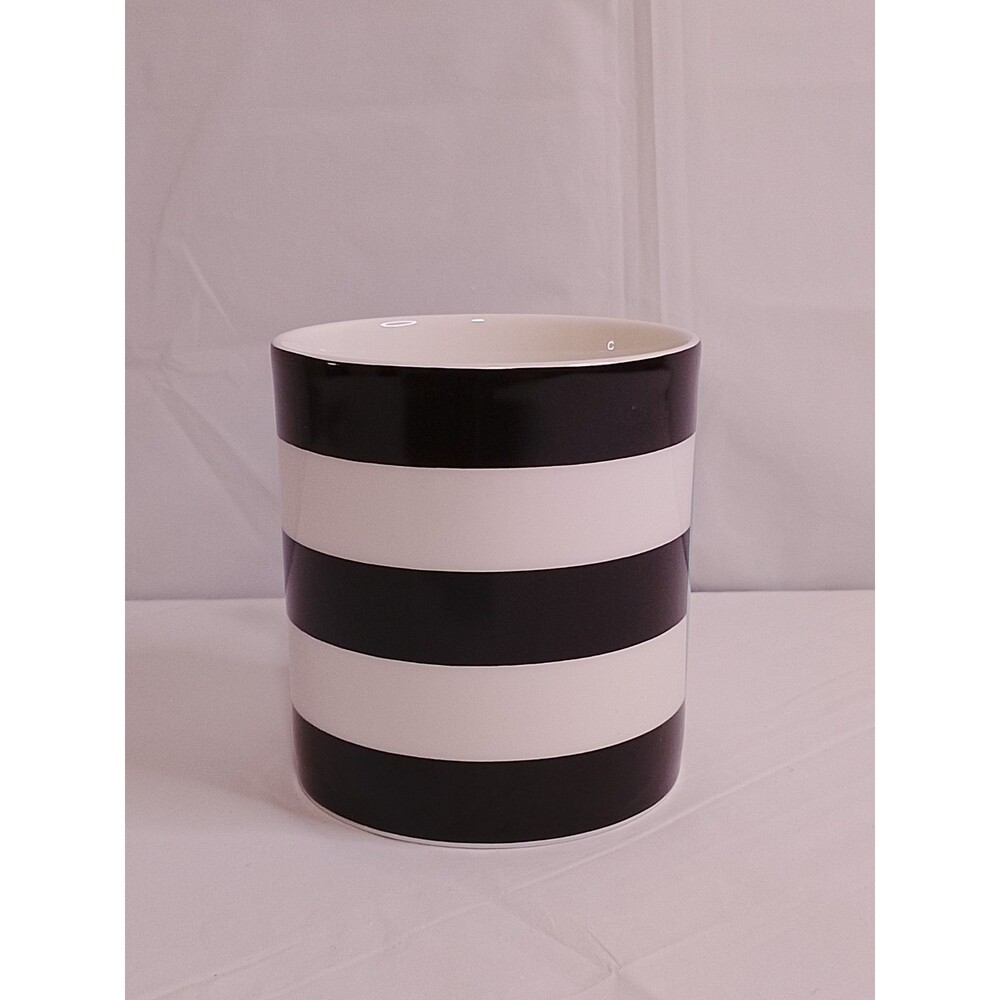 Kate Spade “What’s In A Name” Mug, Initial C, 12 Oz - Picture 4 of 6